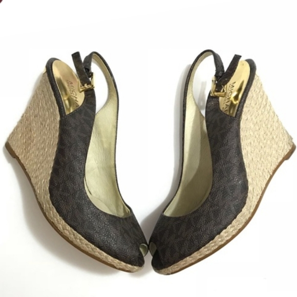 Michael Kors Wedge - Picture 2 of 15